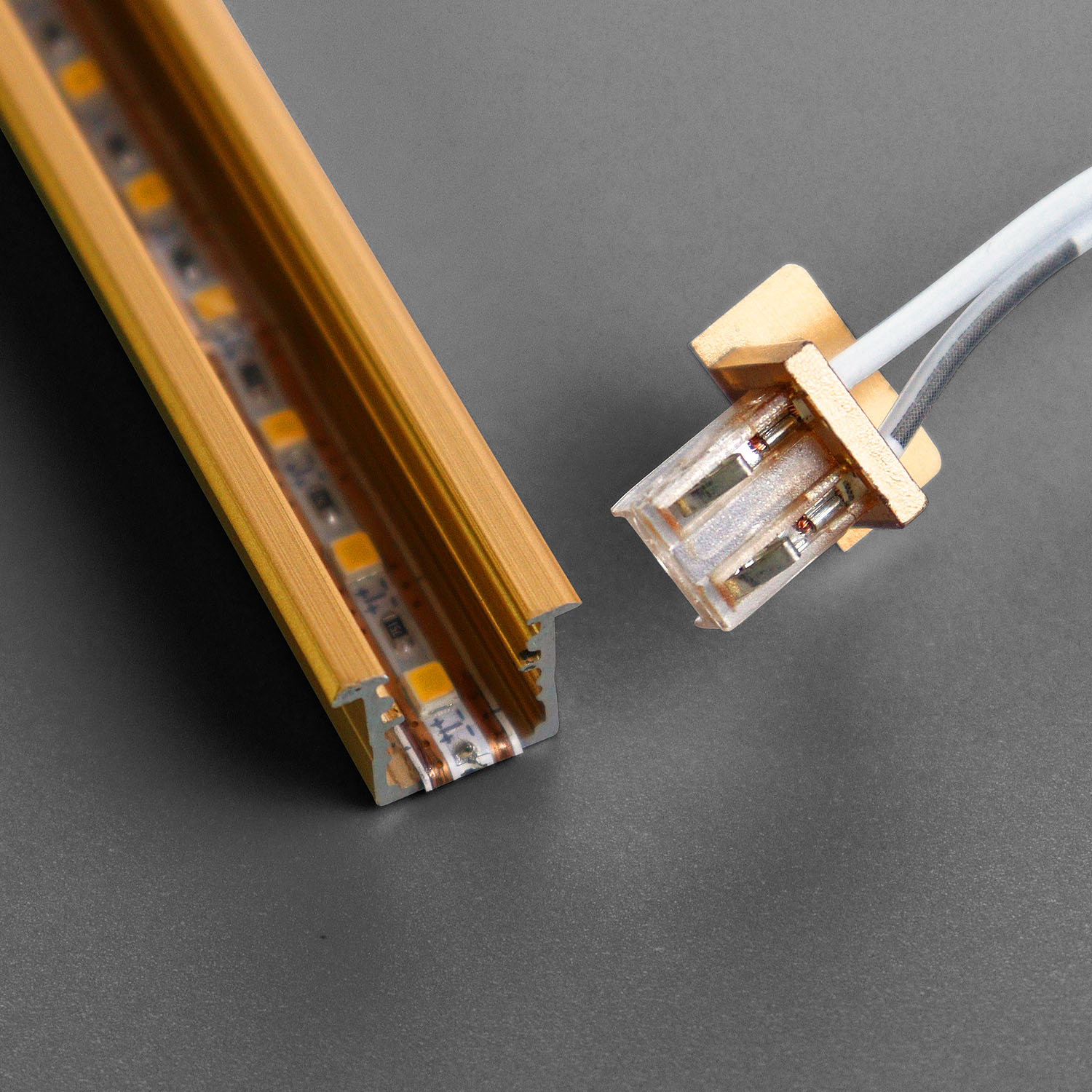 Plug-in Solderless LED Linear Lights