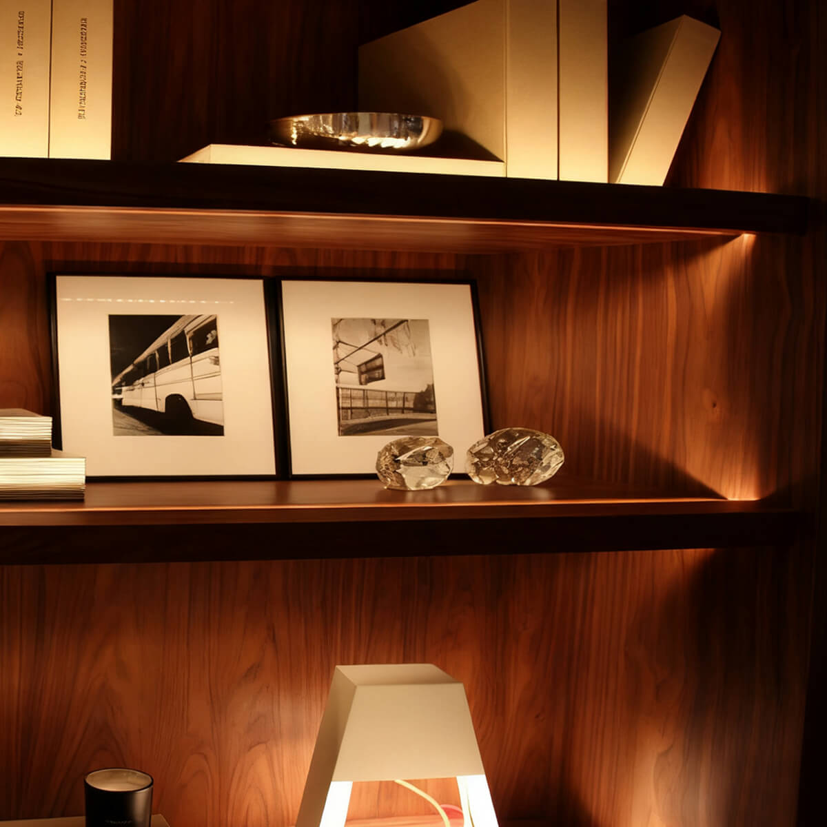 Slim LED Profile with Angled Light for Cabinet Lighting SYP-C0913