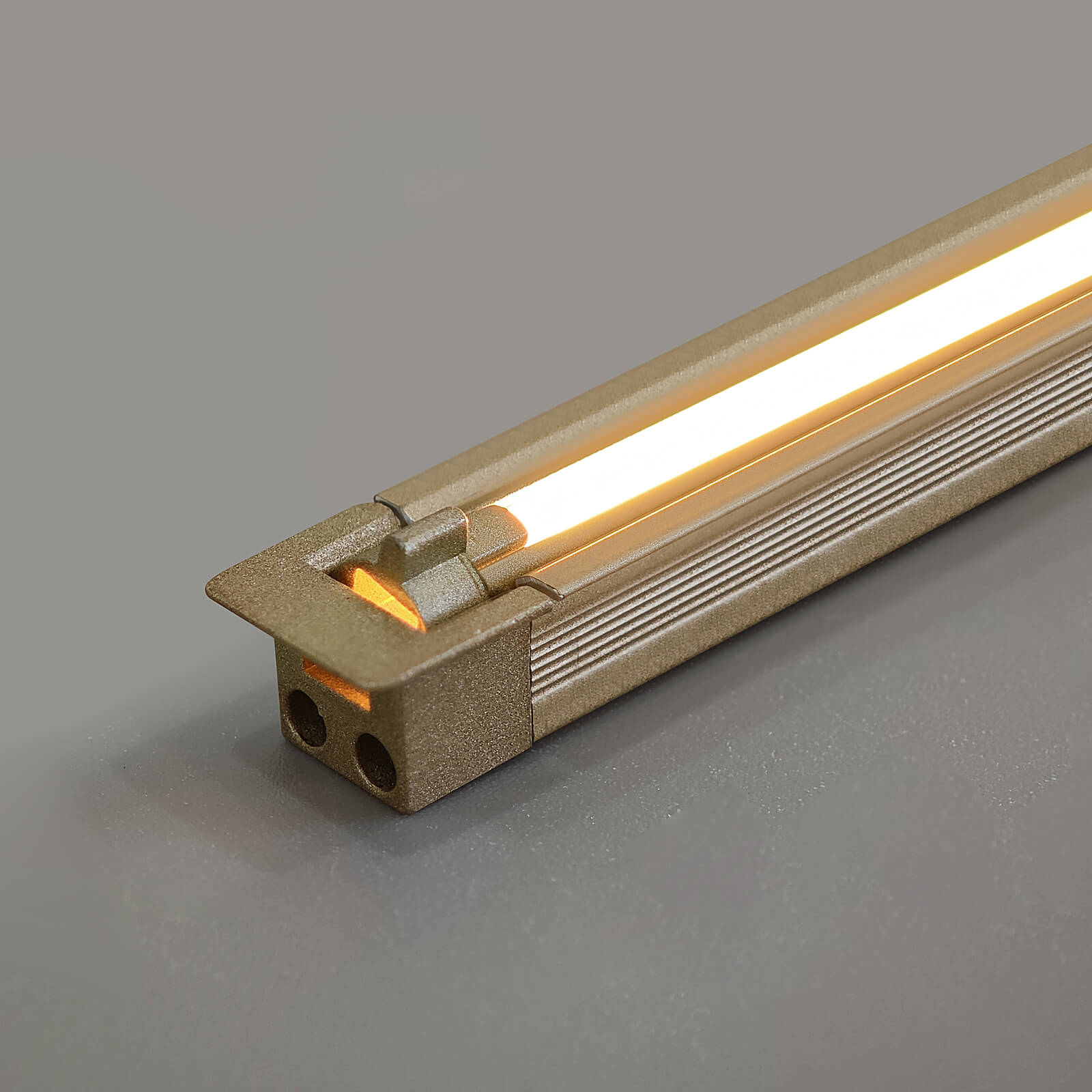 Snap-In LED Aluminum Profile for Pro Cabinet Lighting